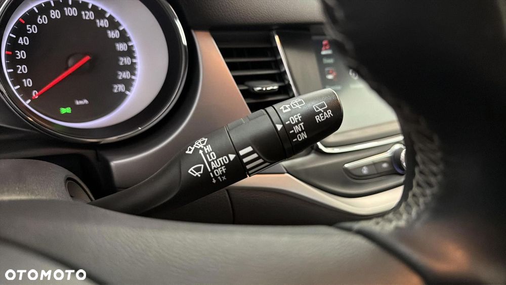 Opel Astra 1.5 CDTI Elegance S&S - 23