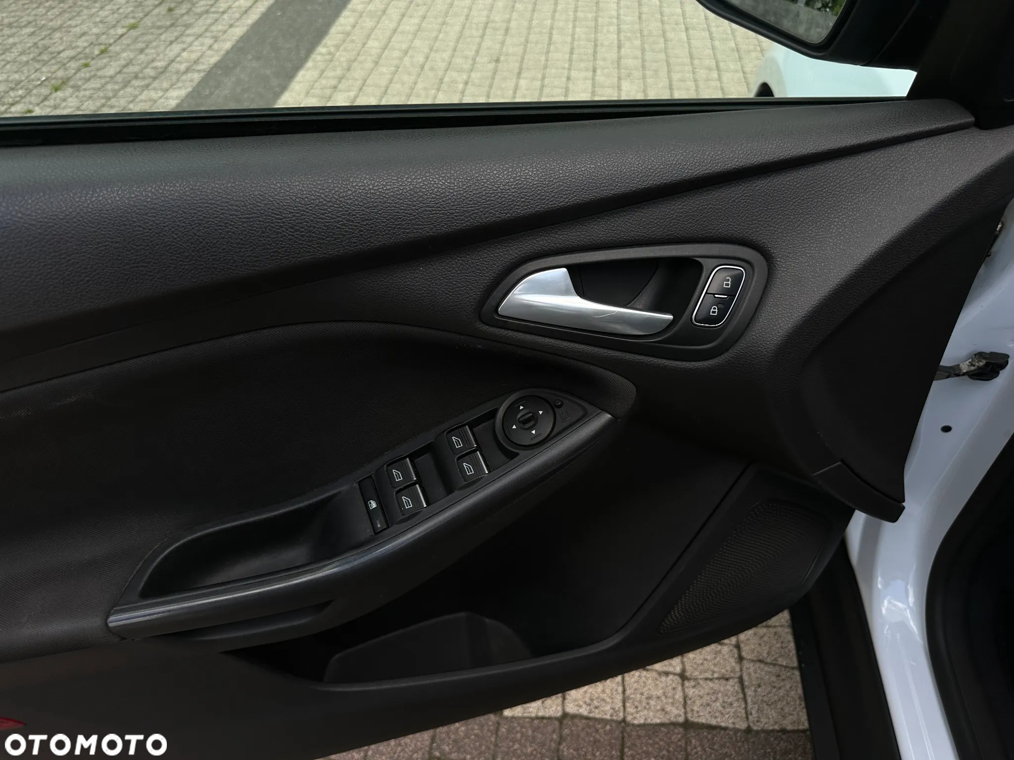 Ford Focus - 13