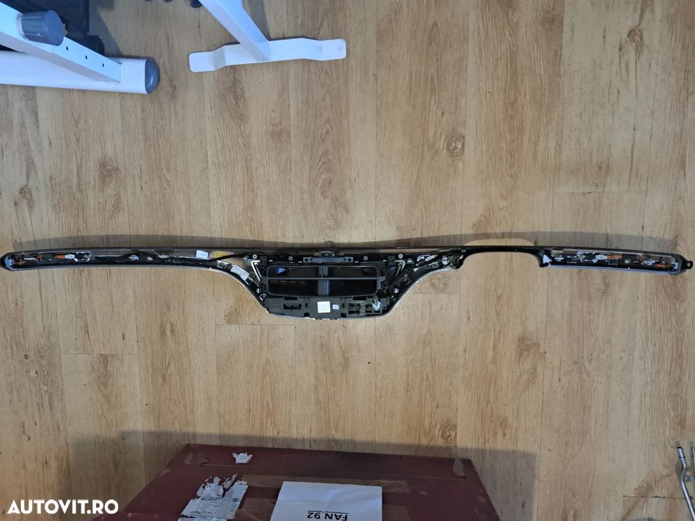 Ornament central bord cu grila gura ventilatie ceas si panou comanda clima ac aer conditionat Original Mercedes W221 S-class 4 matic S320 S450 S550 2007-2009 - 4