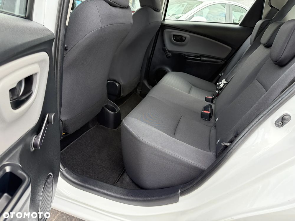 Toyota Yaris 1.5 Active - 11