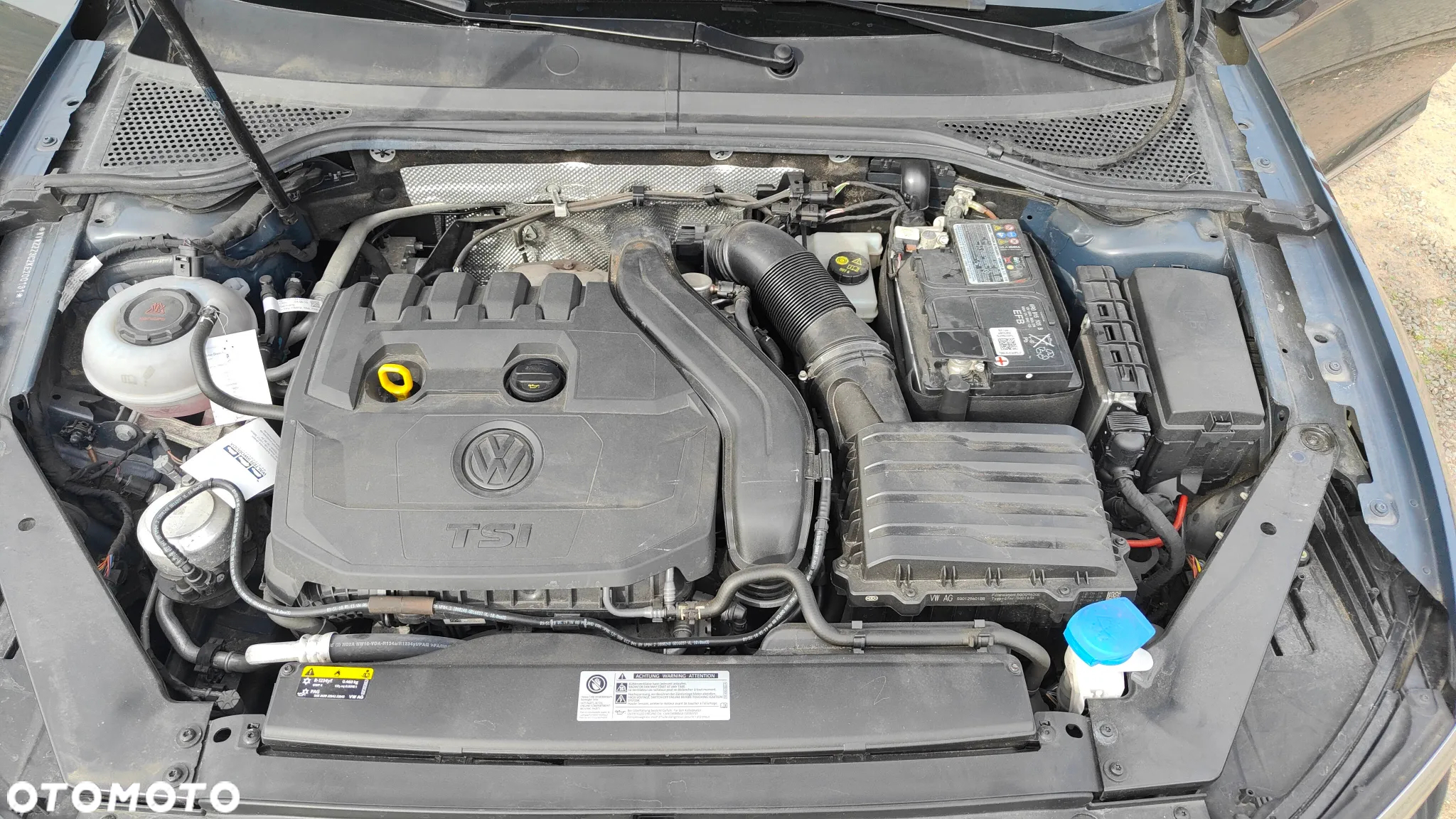 Volkswagen Passat - 12