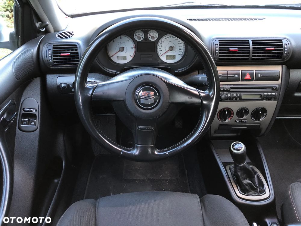 Seat Leon 1.9 TDI 150 Sport - 28