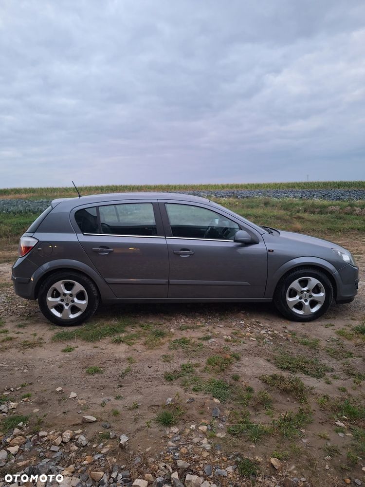 Opel Astra 1.6 Cosmo - 3