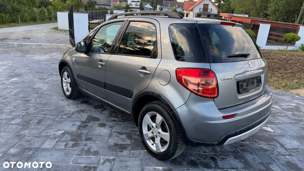 Suzuki SX4 2.0 DDiS 4x4 Style - 5