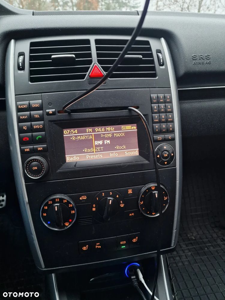 Mercedes-Benz Klasa B 180 BlueEFFICIENCY - 10