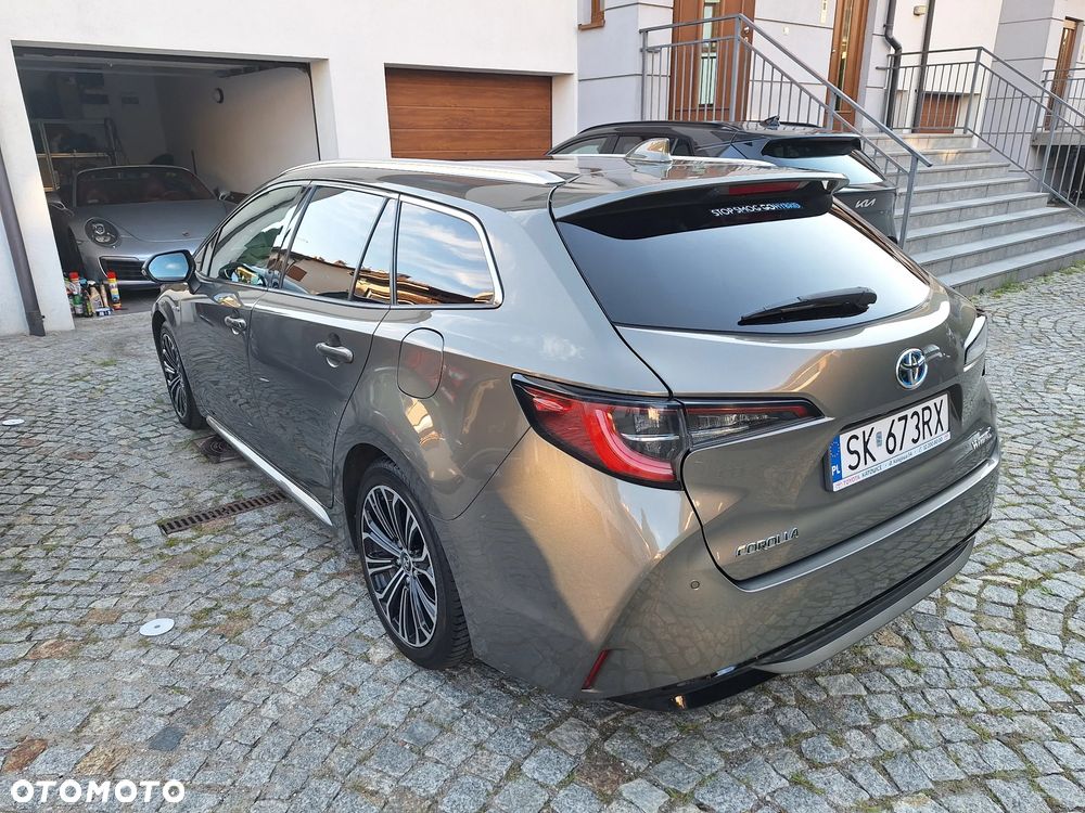 Toyota Corolla 2.0 Hybrid Executive - 4
