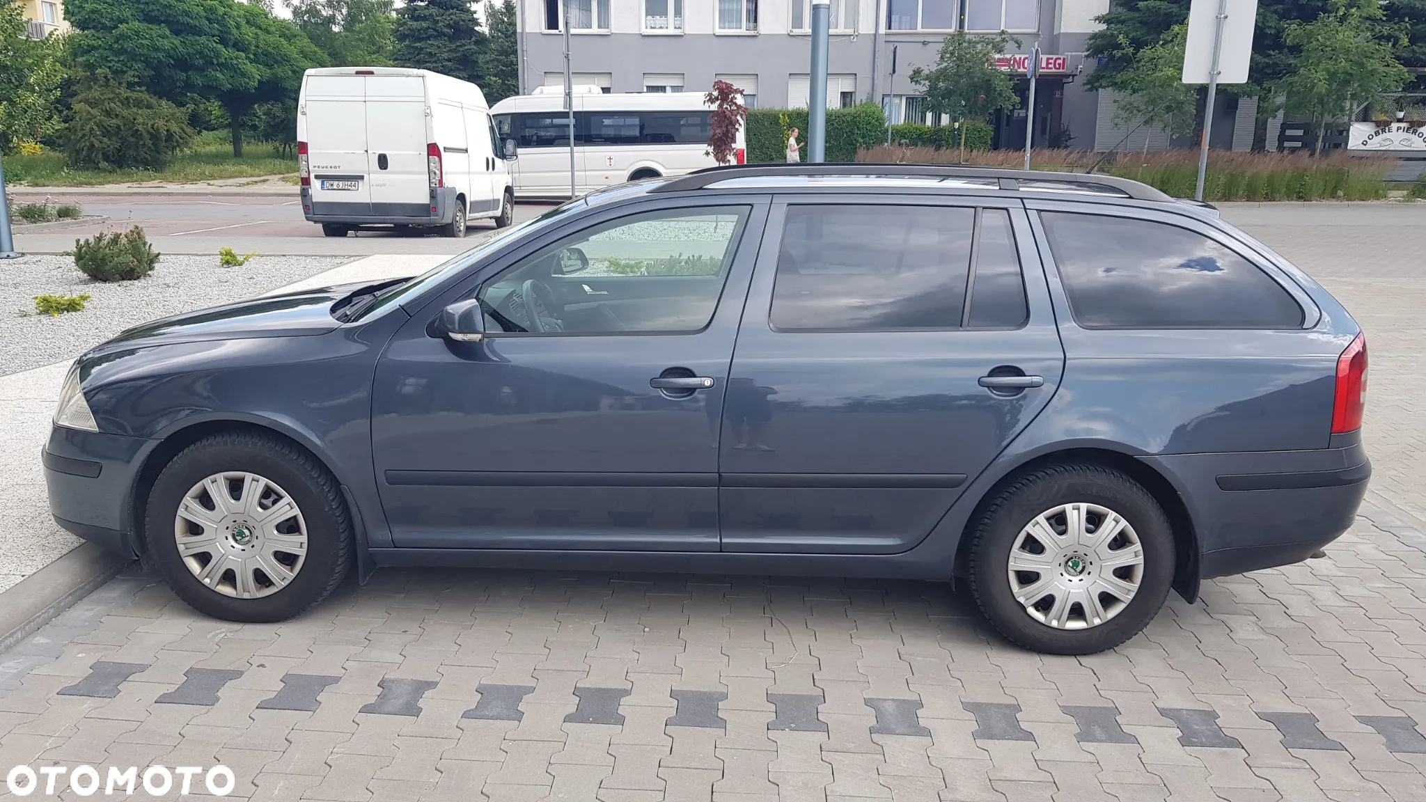 Skoda Octavia 2.0 TDI Ambiente - 12