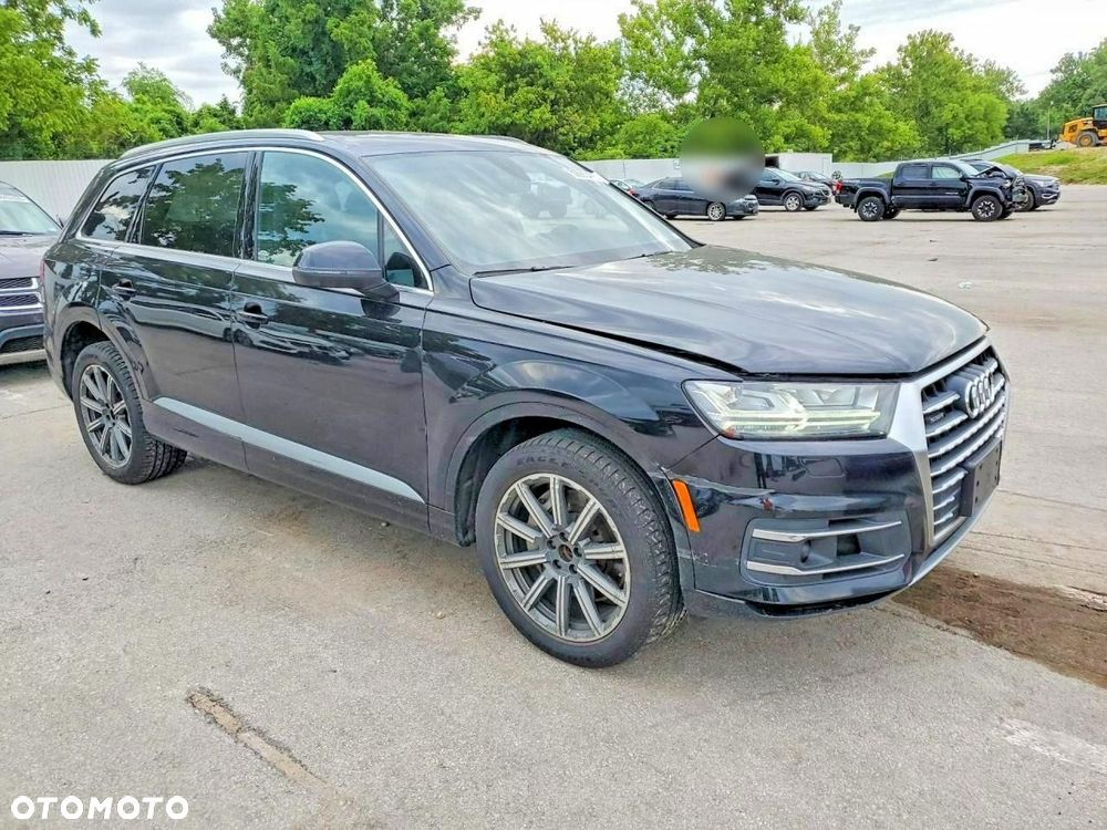 Audi Q7 2019 photo 3