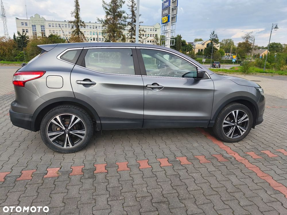 Nissan Qashqai 1.2 DIG-T N-Connecta EU6 - 5
