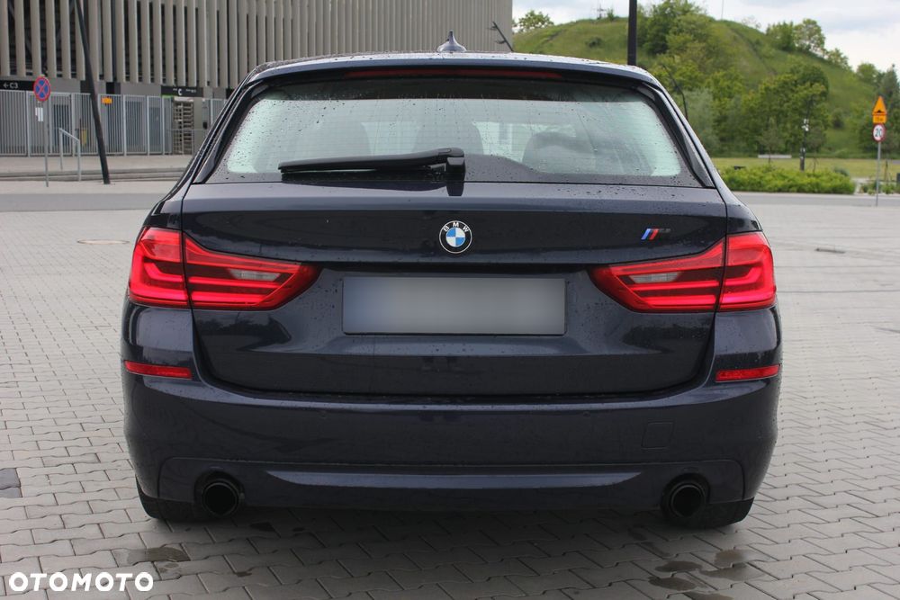BMW Seria 5 520i M Sport Edition - 3