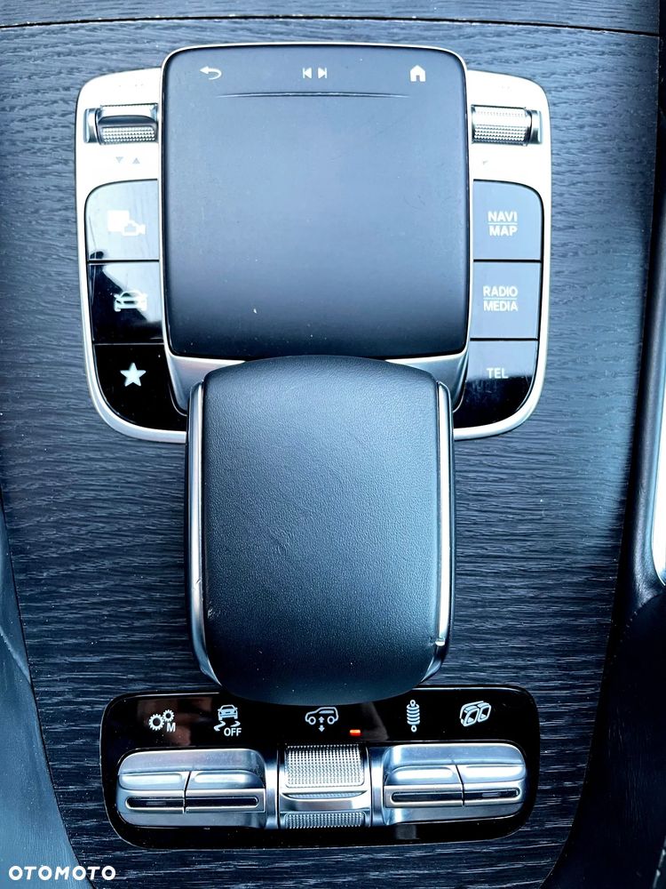 Mercedes-Benz GLS AMG 63 4Matic AMG Speedshift TCT 9G - 12