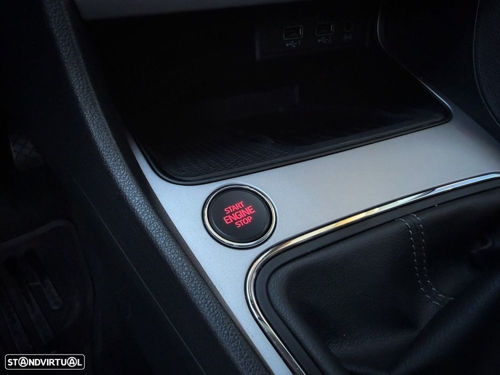 SEAT Leon ST 1.6 TDI Style S/S - 19