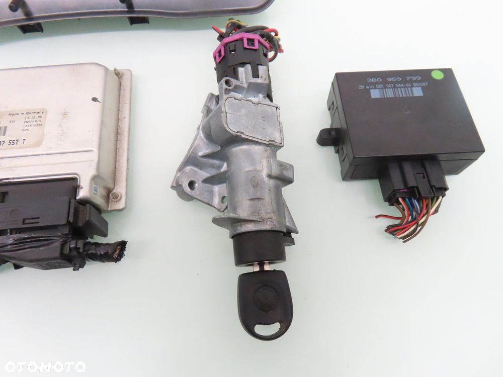 STACYJKA STEROWNIK VW PASSAT B5 1.8 T 8D0907557T 0261204184 3B0959799 - 6