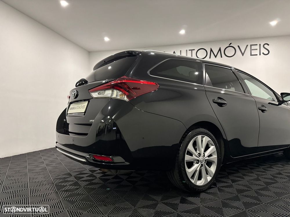 Toyota Auris Touring Sports 1.8 HSD Comfort +P.Techno+P.Sport - 22