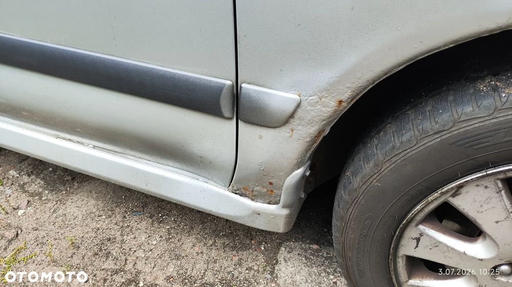 Mitsubishi Carisma 1.9 DID HP Comfort - 8