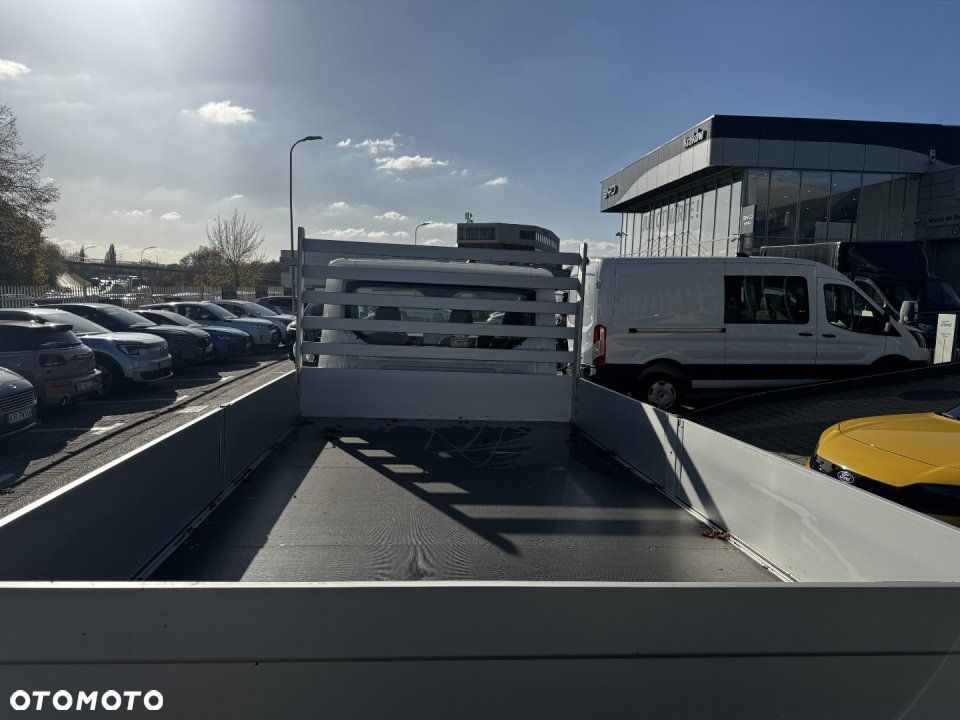 Ford Transit - 8