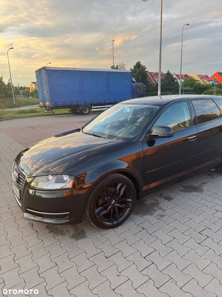 Audi A3 Sportback 2.0 TDI DPF Attraction - 5