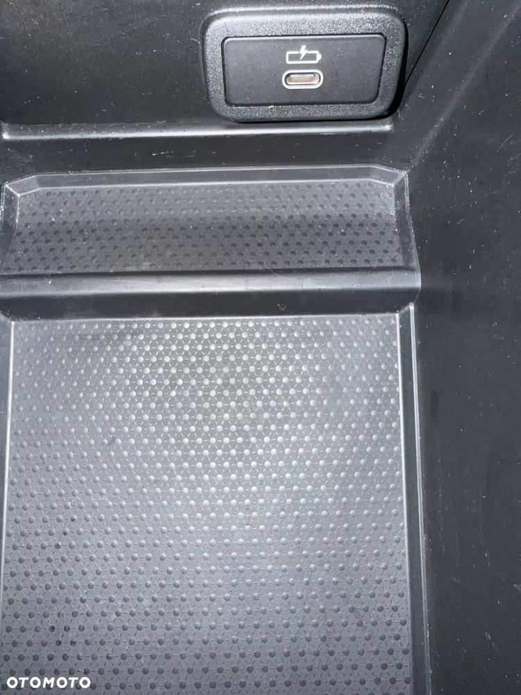 BMW Seria 3 320i Advantage sport - 27