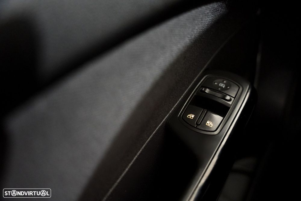 Opel Corsa 1.3 CDTi Enjoy EcoFLEX - 10