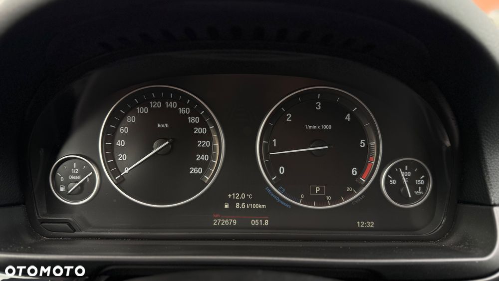 BMW Seria 5 530d xDrive Luxury Line - 13
