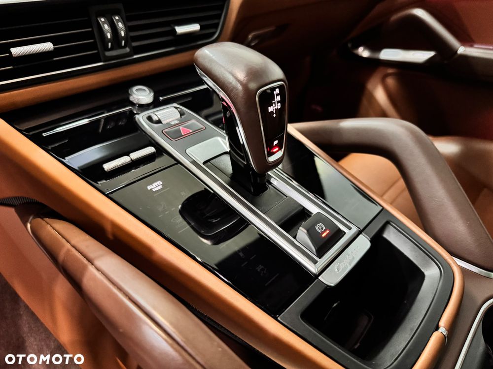 Porsche Cayenne - 9