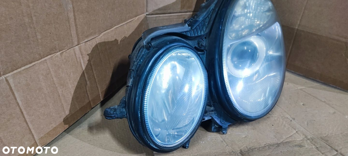 MERCEDES E KLASA W211 LAMPA PRZÓD LEWA BI XENON EUROPA KOMPLETNA - 3