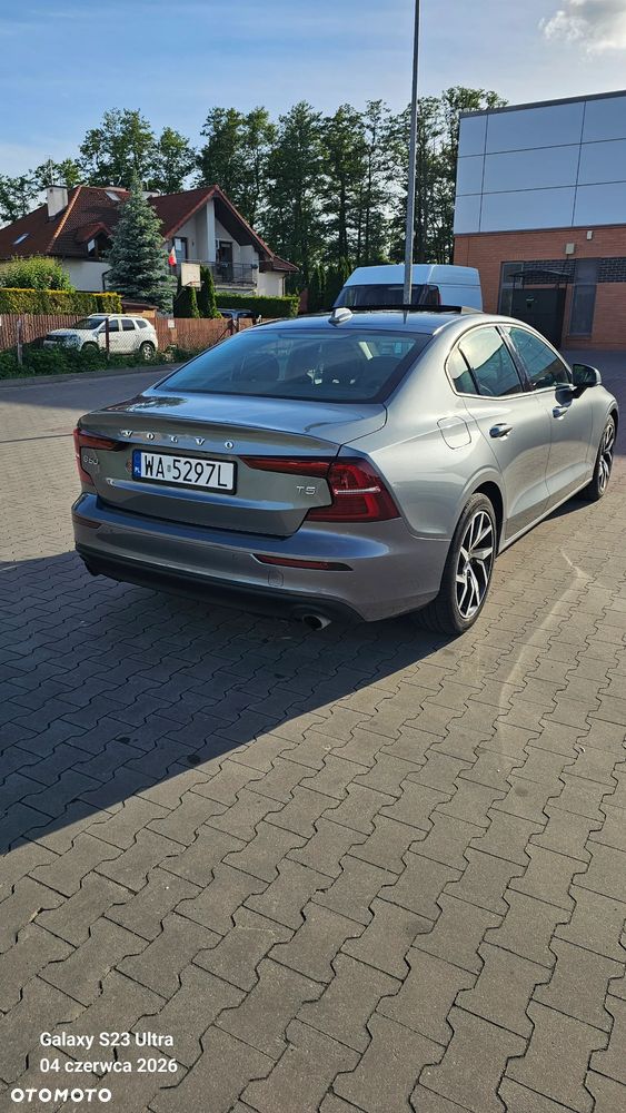 Volvo S60 T5 Momentum Pro - 6