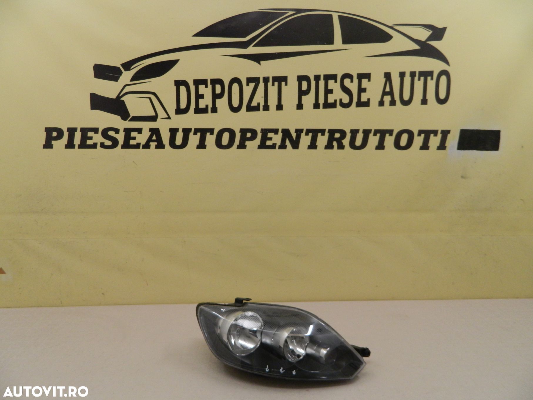 Far dreapta VW golf 6 Plus Halogen, 2009, 2010, 2011, 2012, 2013, god origne 5M1941006G. - 1