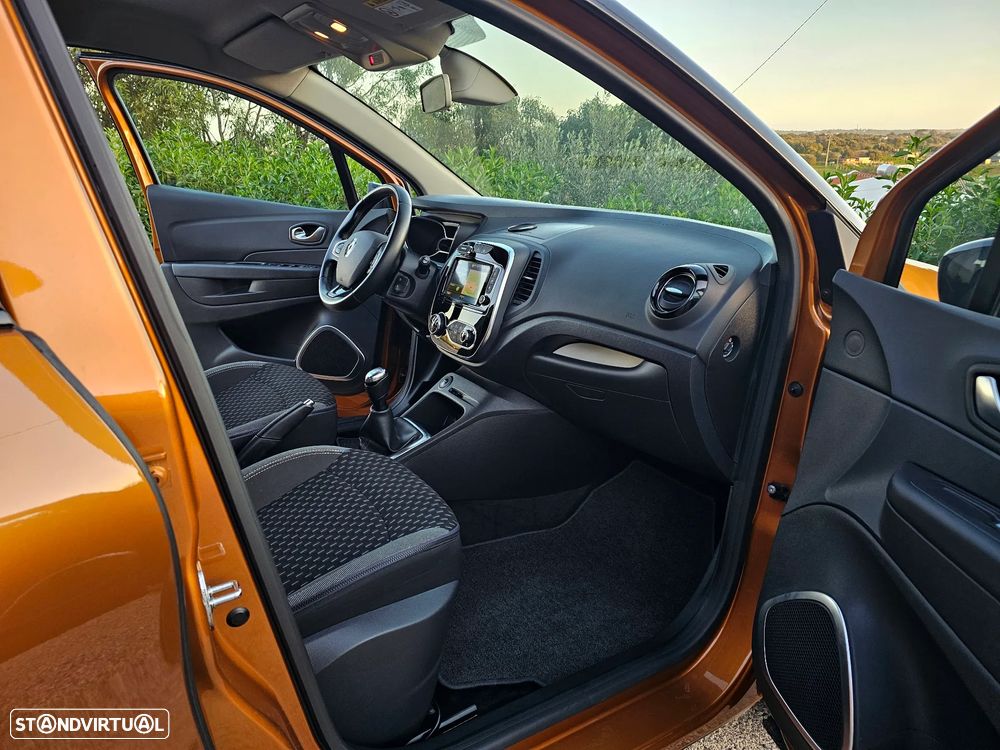 Renault Captur 0.9 TCE Exclusive - 6