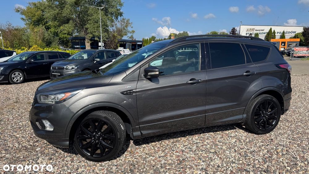 Ford Kuga 1.5 EcoBoost 2x4 ST-Line - 6