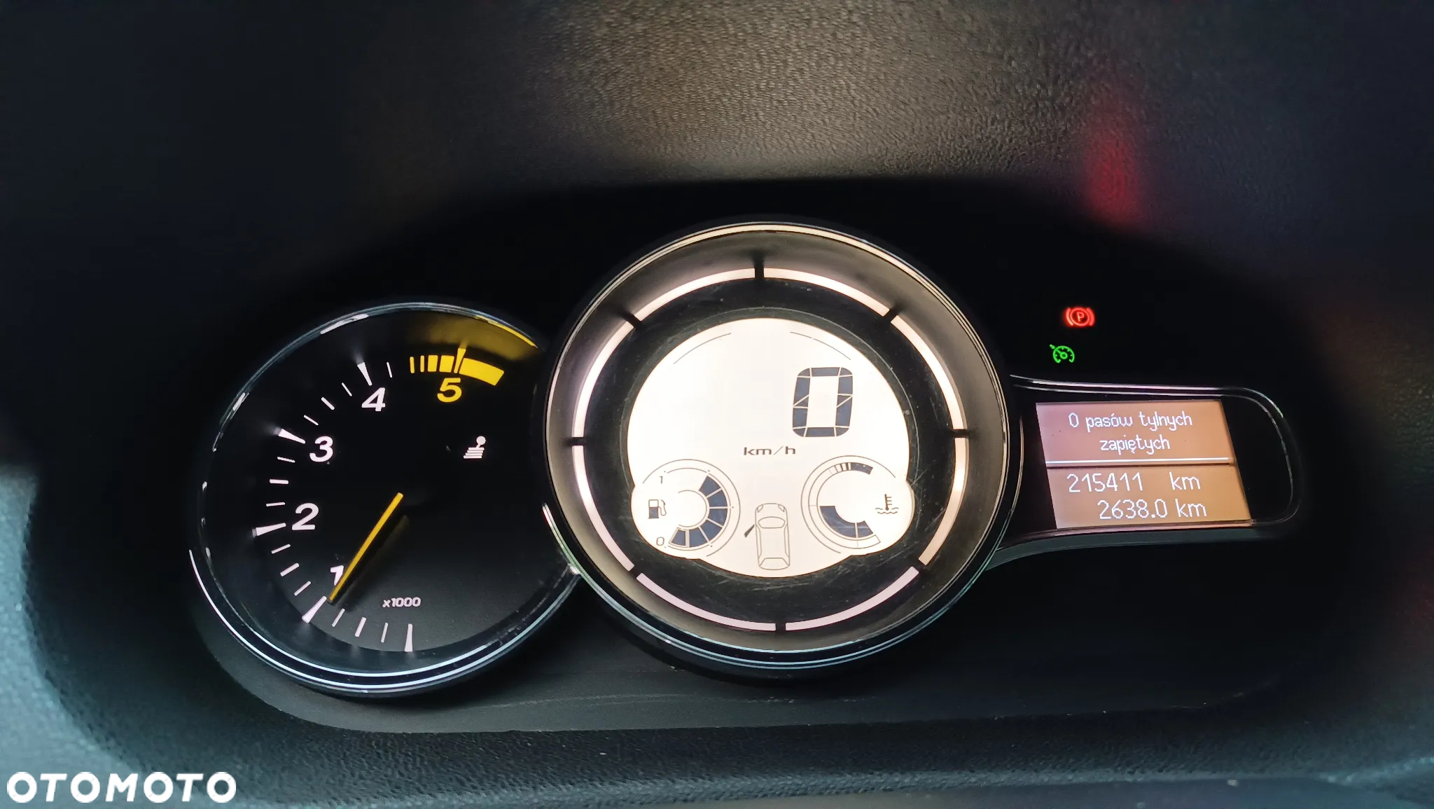 Renault Megane 1.6 dCi Energy Bose Edition - 10