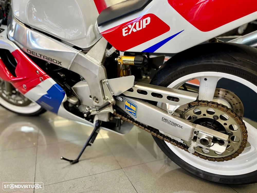 Yamaha FZR 750 OW-01 - 4