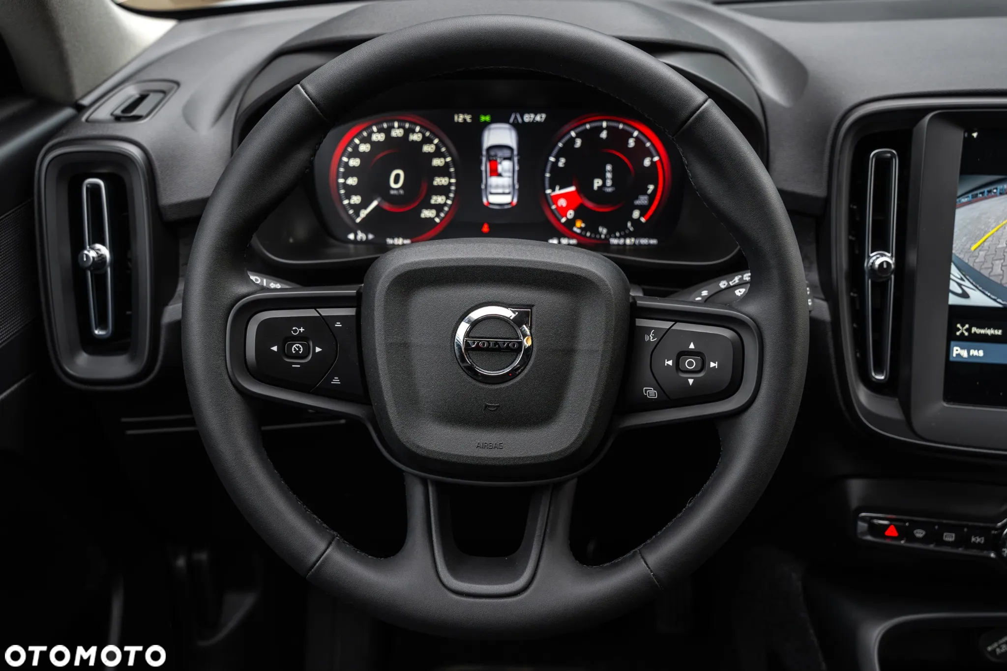 Volvo XC 40 T3 Momentum Core - 31