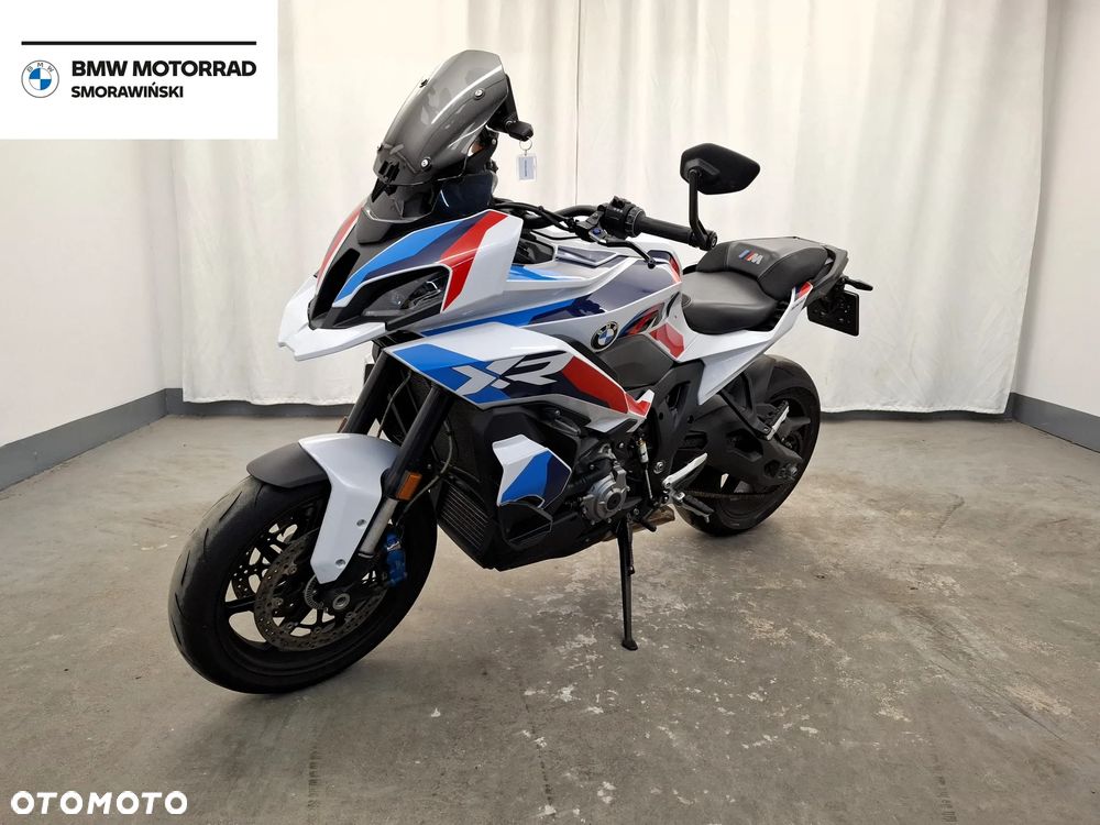 BMW S - 4
