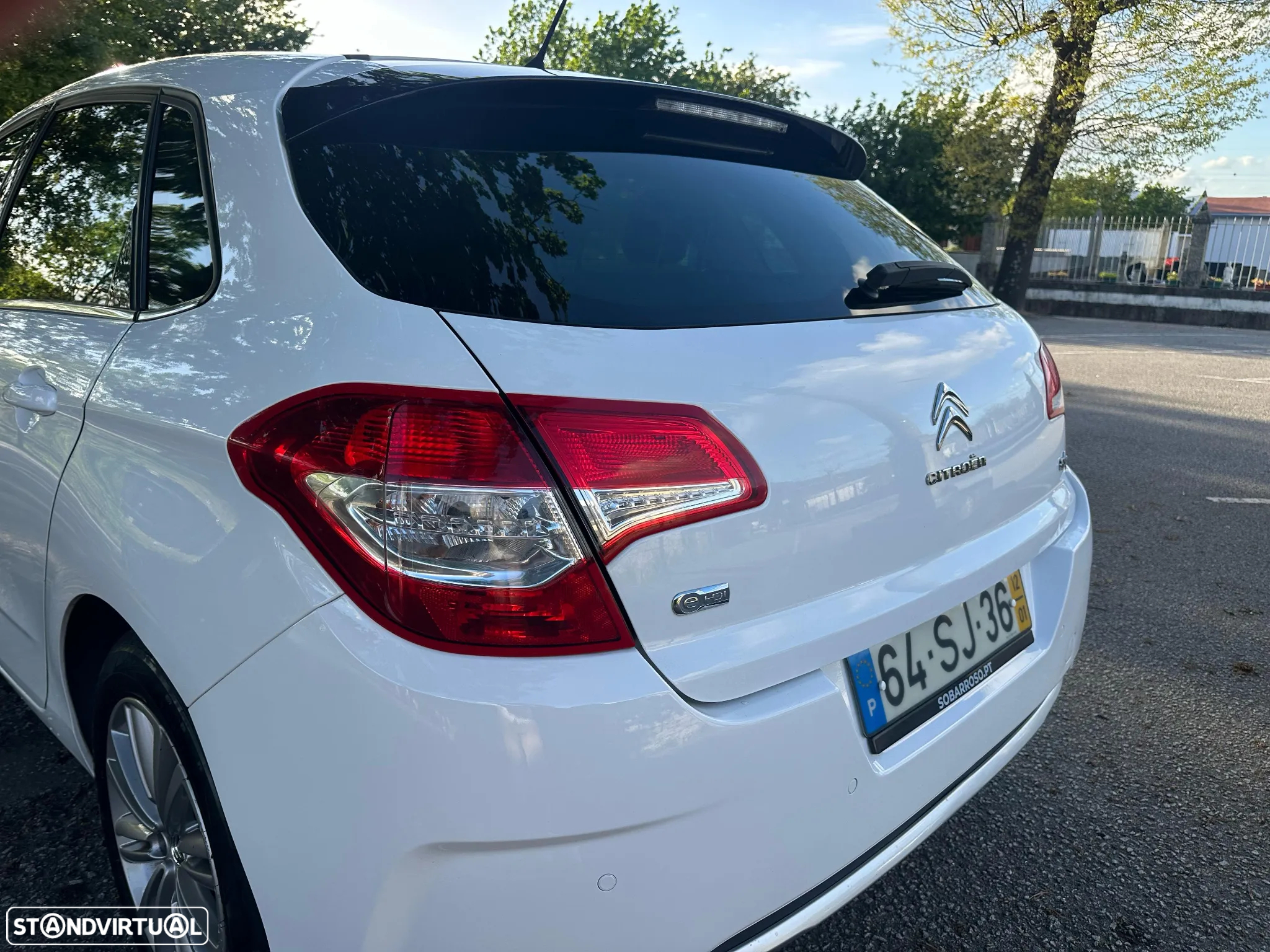 Citroën C4 1.6 e-HDi Exclusive J17 CMP6 - 11
