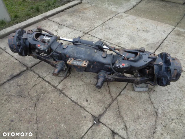 Obudowa środkowa belka mostu Carraro 20.29SI Case CVX170 - 10