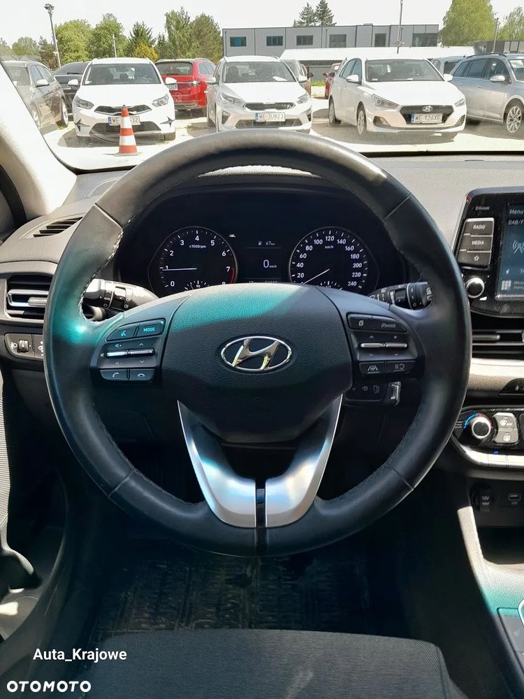 Hyundai i30 1.5 DPI Smart - 12
