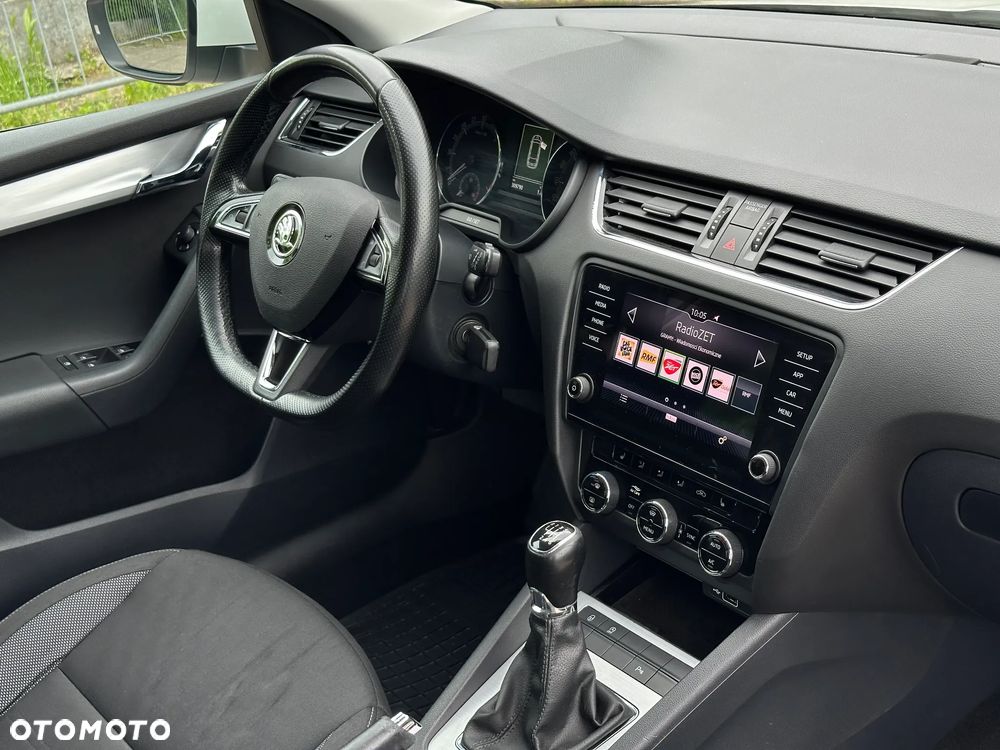 Skoda Octavia 2.0 TDI Premium Edition - 12