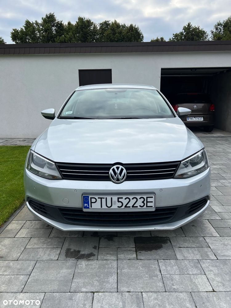Volkswagen Jetta 1.6 TDI Comfortline - 1