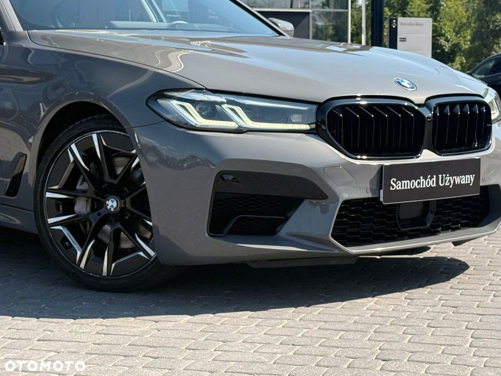 BMW Seria 5 530d xDrive mHEV Luxury Line - 34