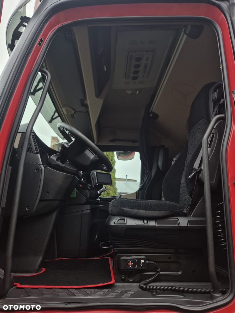 Mercedes-Benz 1845 - 19