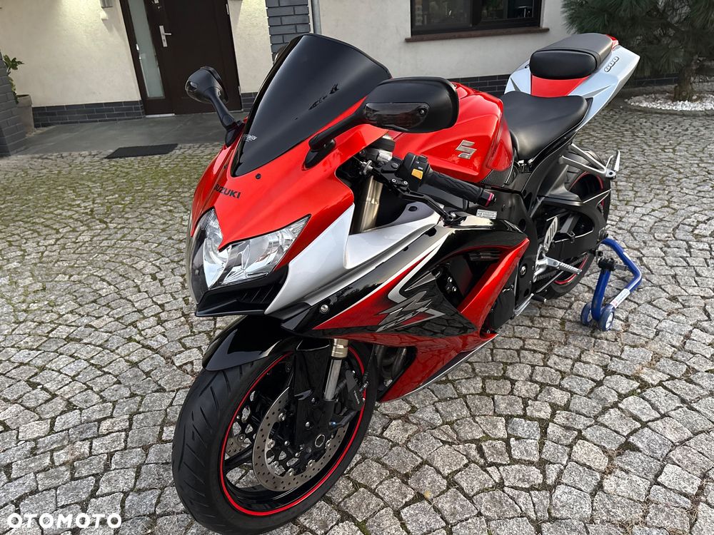 Suzuki GSX-R - 23