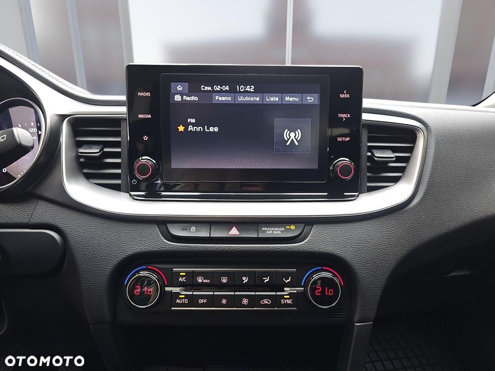 Kia Ceed 1.5 T-GDI M - 18