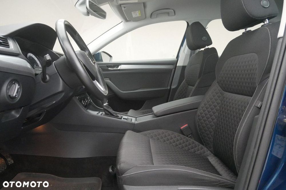 Skoda Superb 2.0 TSI Ambition DSG - 12