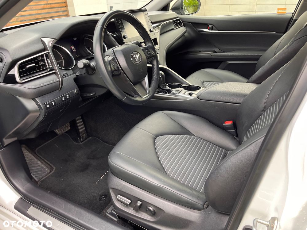 Toyota Camry 2.5 Hybrid Prestige CVT - 7