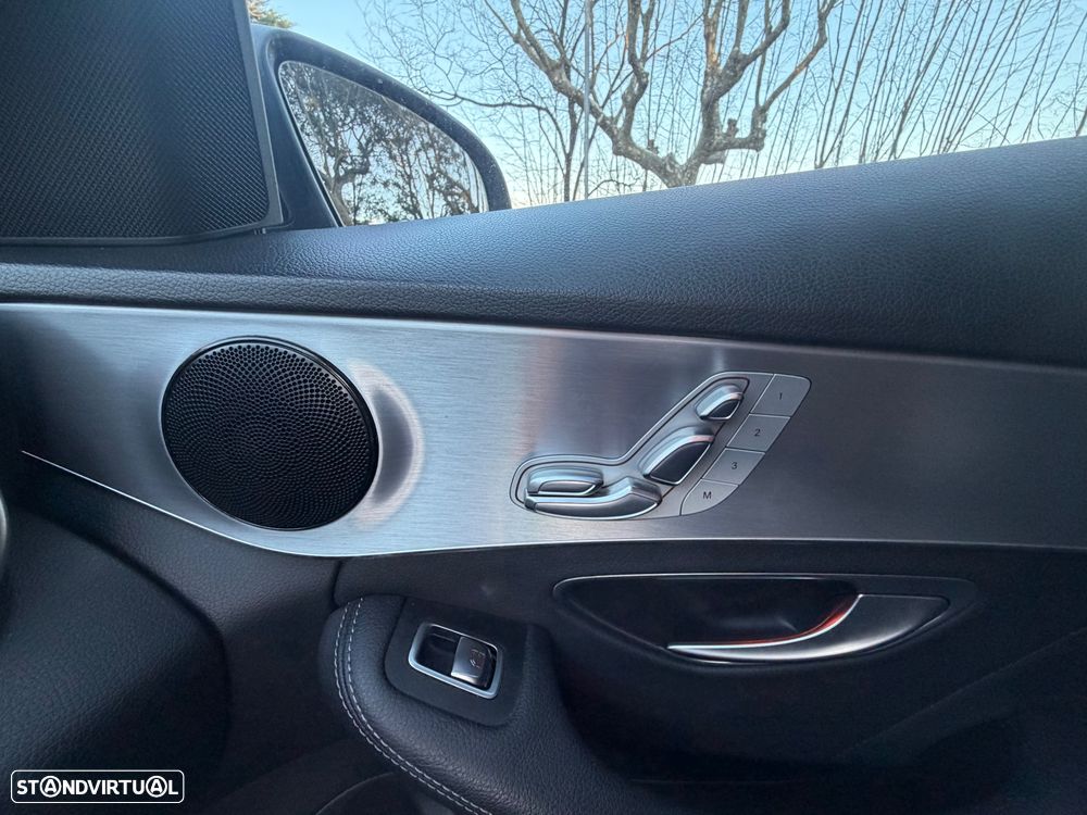 Mercedes-Benz C 300 BlueTEC Hybrid AMG Line - 28