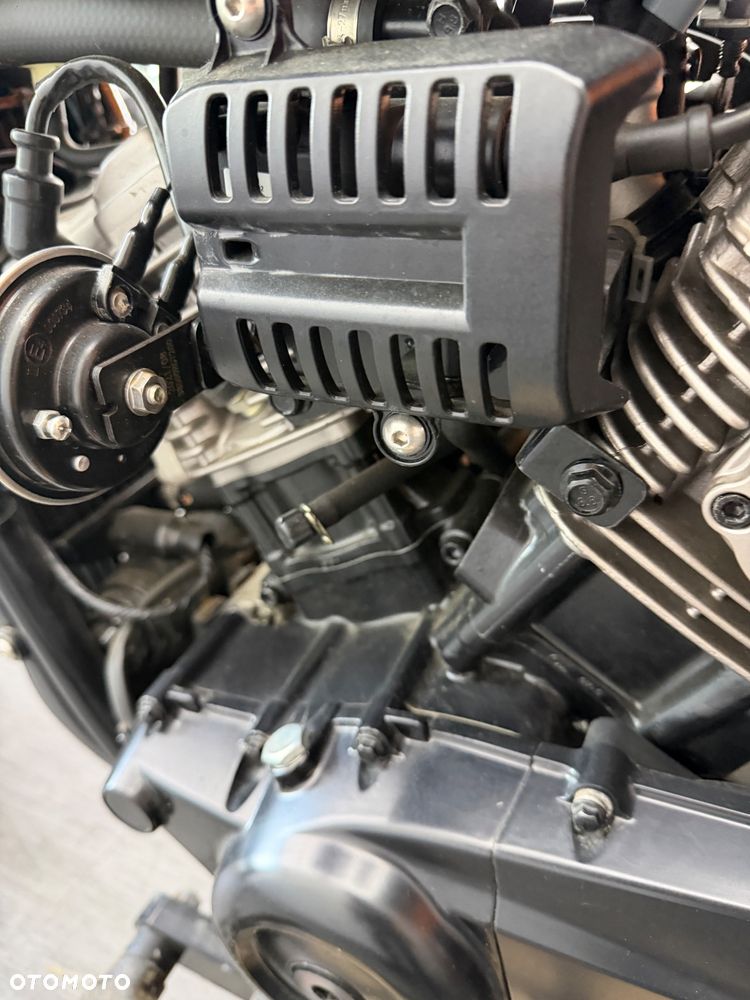 Hyosung GV - 20