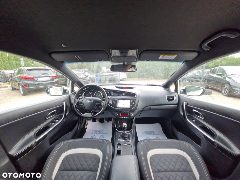 Kia Ceed 1.0 T-GDI ISG GT Line - 24