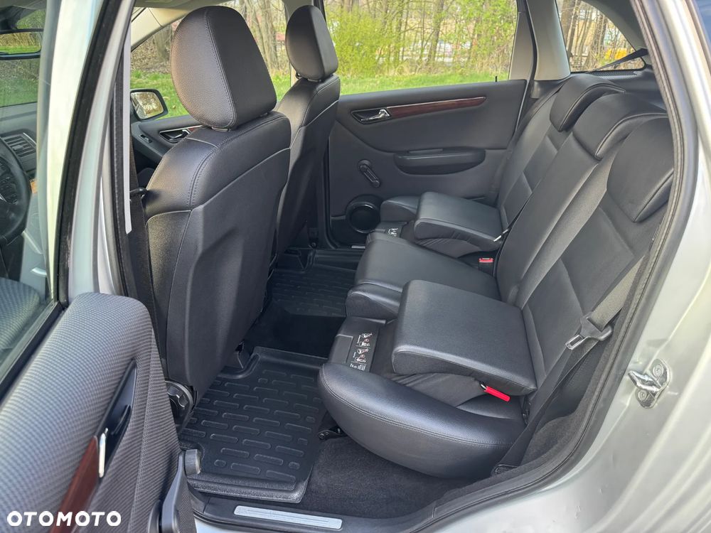 Mercedes-Benz Klasa B - 18