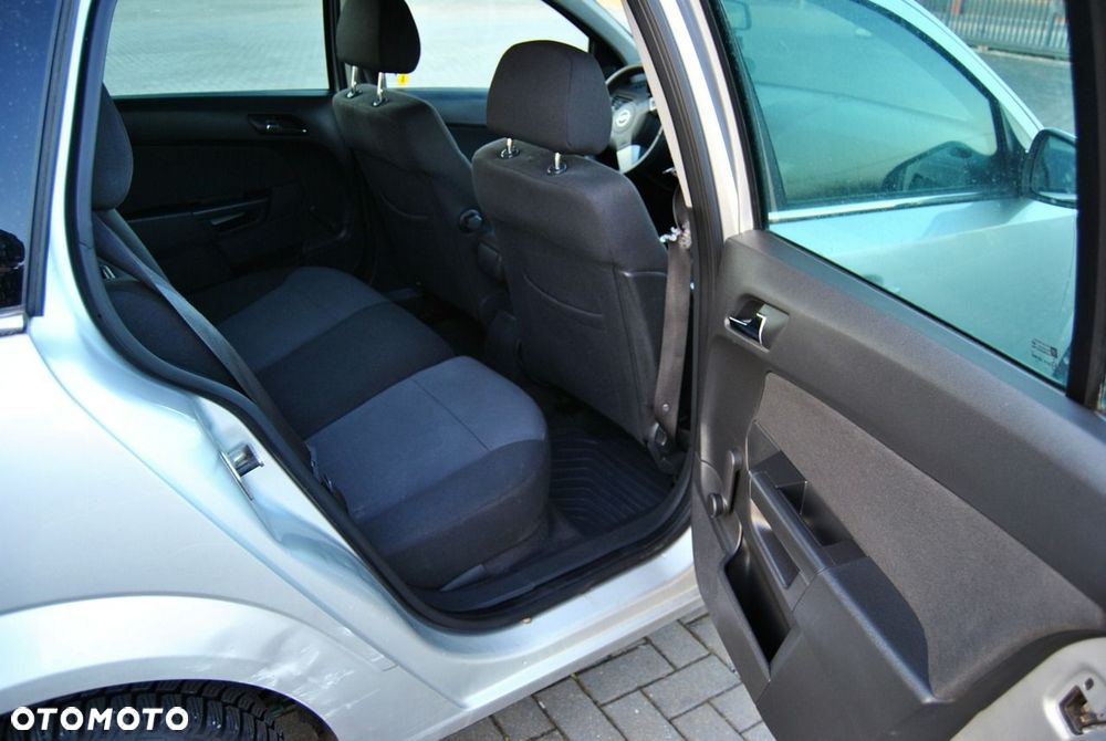 Opel Astra - 12